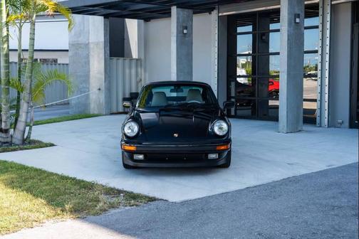 1989 Porsche 911 Carrera