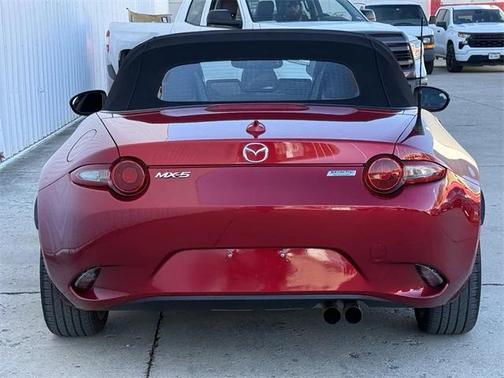 2016 Mazda MX-5 Miata Grand Touring