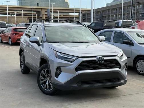 2023 Toyota RAV4 Hybrid XLE Premium