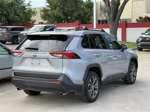 2023 Toyota RAV4 Hybrid XLE Premium