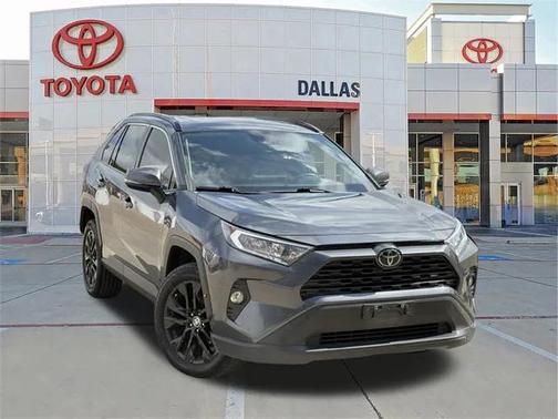 2020 Toyota RAV4 XLE Premium