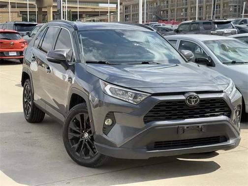 2020 Toyota RAV4 XLE Premium