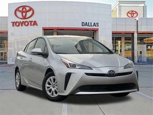 2022 Toyota Prius LE