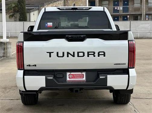 2025 Toyota Tundra Hybrid Platinum