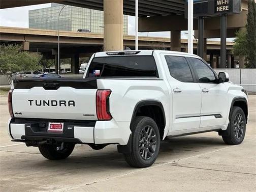 2025 Toyota Tundra Hybrid Platinum