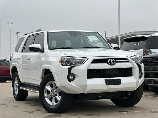 2022 Toyota 4Runner SR5