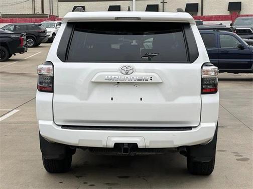 2022 Toyota 4Runner SR5