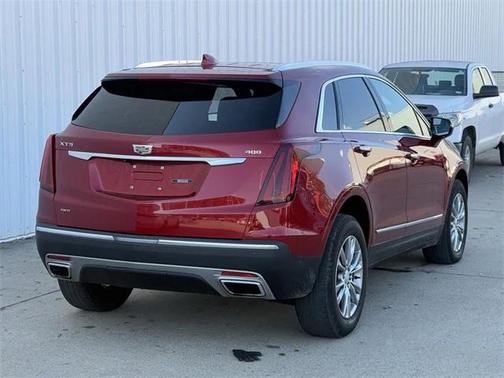 2022 Cadillac XT5 Premium Luxury