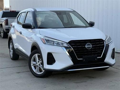 2024 Nissan Kicks S