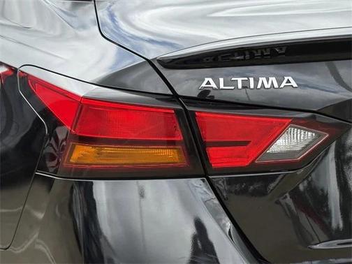 2022 Nissan Altima 2.5 SL