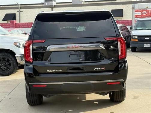 2023 GMC Yukon AT4