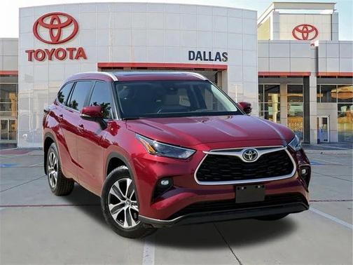 2023 Toyota Highlander XLE