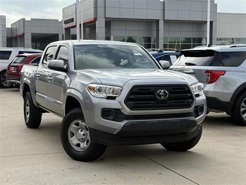2019 Toyota Tacoma SR