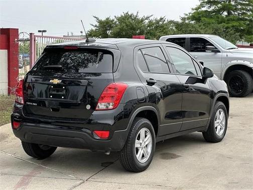 2022 Chevrolet Trax LS
