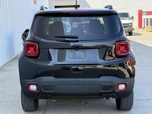 Black Clearcoat 2020 Jeep Renegade Altitude