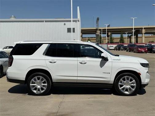2023 Chevrolet Tahoe 4WD High Country