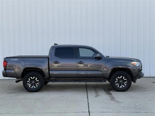 2021 Toyota Tacoma SR
