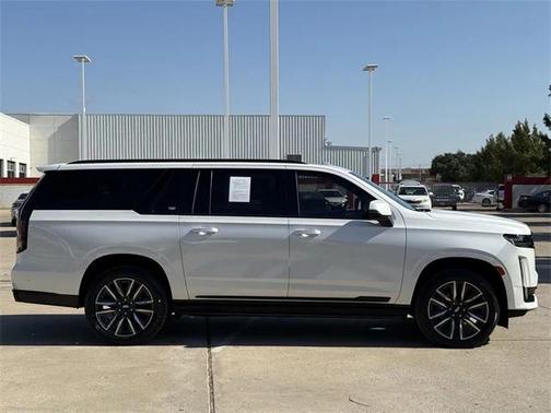 2022 Cadillac Escalade ESV Sport Platinum