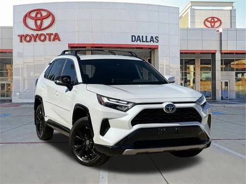 2024 Toyota RAV4 Hybrid SE
