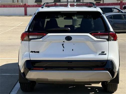 2024 Toyota RAV4 Hybrid SE