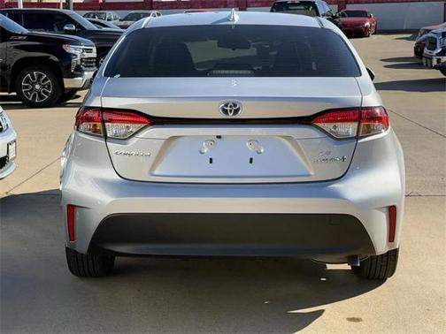 2024 Toyota Corolla Hybrid LE