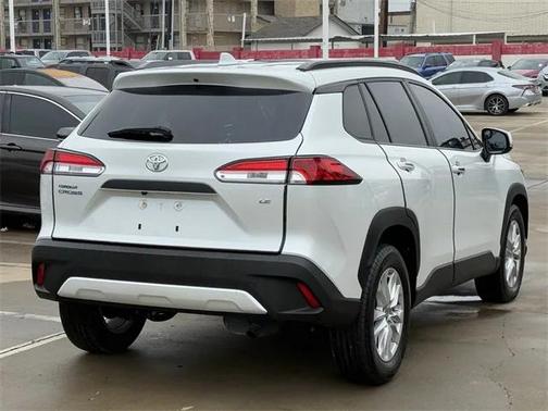 2024 Toyota Corolla Cross LE