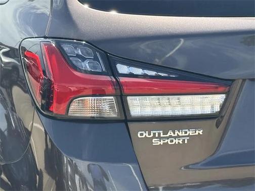 2023 Mitsubishi Outlander Sport 2.0 LE