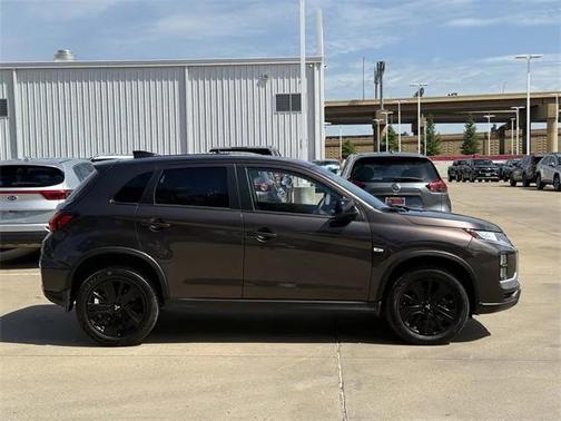 2023 Mitsubishi Outlander Sport 2.0 LE