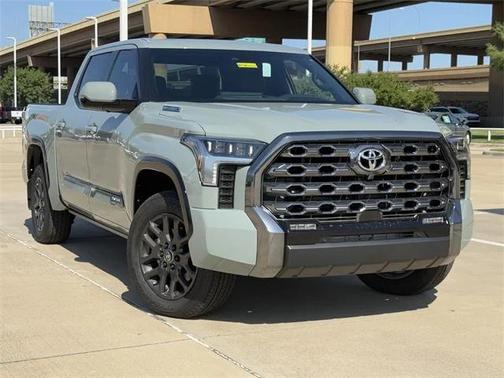 2025 Toyota Tundra Hybrid Platinum