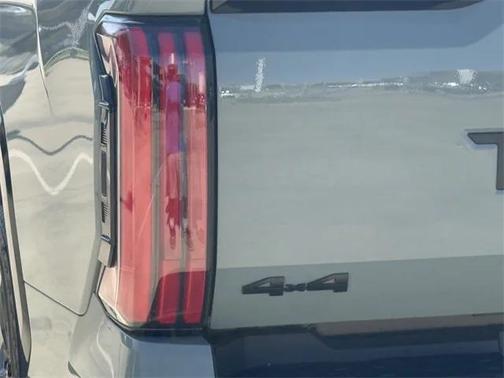 2025 Toyota Tundra Hybrid Platinum