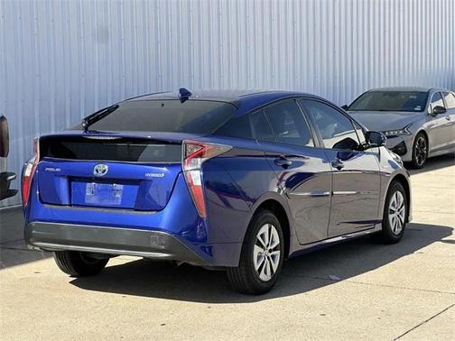 2016 Toyota Prius Four