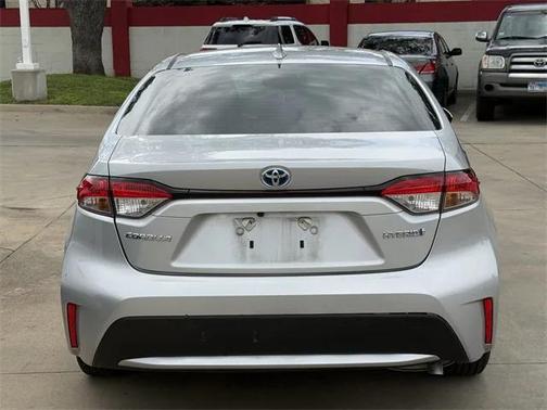 2022 Toyota Corolla Hybrid LE