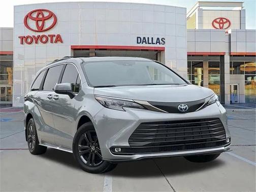 2024 Toyota Sienna Woodland Edition