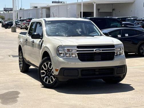 Terrain 2024 Ford Maverick Lariat