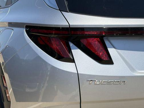 Shimmering Silver 2024 Hyundai TUCSON SEL