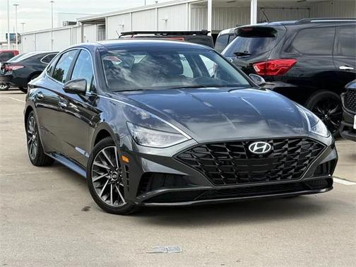 2022 Hyundai SONATA Limited