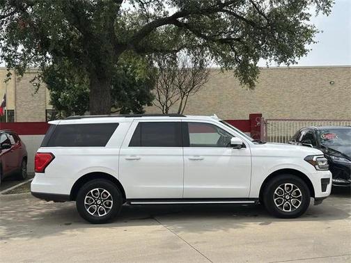2022 Ford Expedition Max XLT
