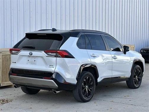 2023 Toyota RAV4 Hybrid SE