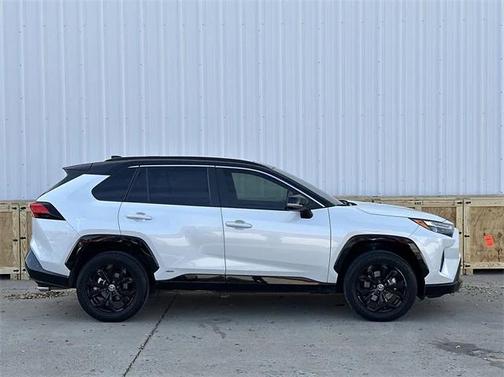 2023 Toyota RAV4 Hybrid SE