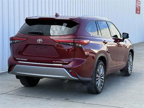 2021 Toyota Highlander Platinum