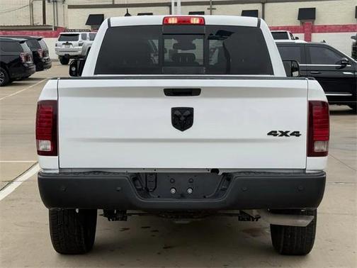 2023 RAM 1500 Classic Warlock Crew Cab 4x4 5'7' Box