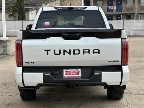 2025 Toyota Tundra Hybrid Platinum