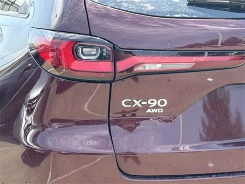 2024 Mazda CX-90 PHEV Premium Plus