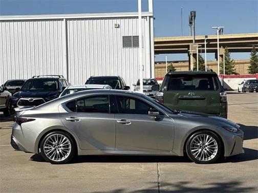 2022 Lexus IS 300 Base