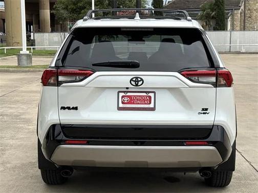 2025 Toyota RAV4 Hybrid SE