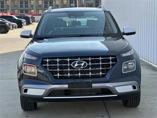 2024 Hyundai VENUE Limited