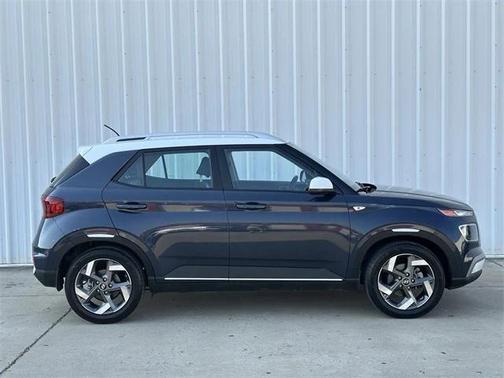 2024 Hyundai VENUE Limited