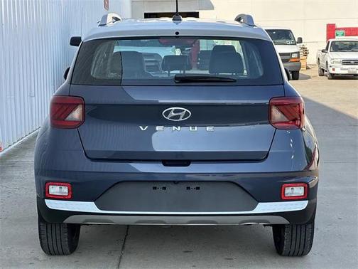 2024 Hyundai VENUE Limited