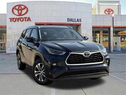 2023 Toyota Highlander XLE