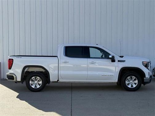 2023 GMC Sierra 1500 SLE